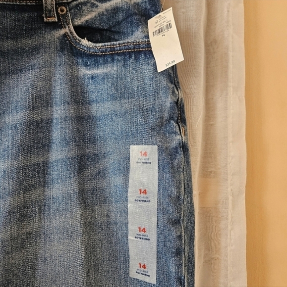75 NWT OLD NAVY BOYFRIEND JEANS WOMEN'S PLUS SIZE 14 - Picture 10 of 12